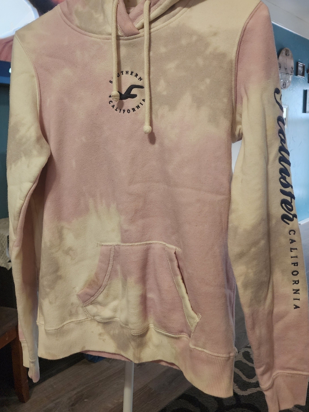 Hollister Pink and Cream Tie-Dye Hooded Sweatshirt Sz SM